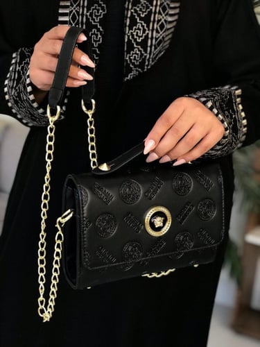 شنطة فرزاتشي _أسود