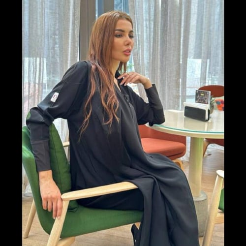 عبايه عمليه مع سحاب واكمام استرتش