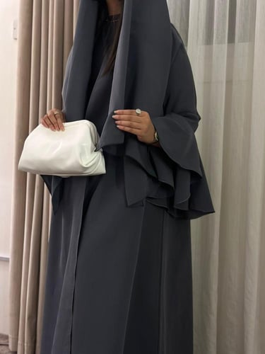 حرير نص كلوش مع اكمام كلوش