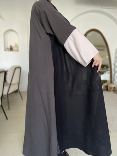 نص كلوش مع حرير ياباني باللون ( الرمادي و الاوف وا...