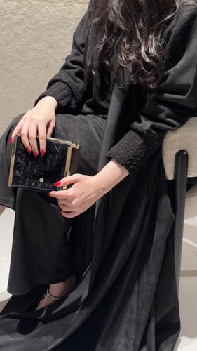 شامواه نص كلوش مزين بالصوف صنع يدوي