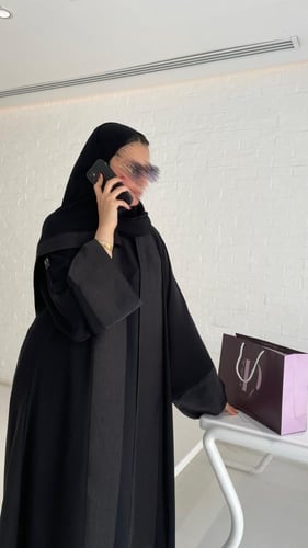 عباية كلوش مع لامية اسود