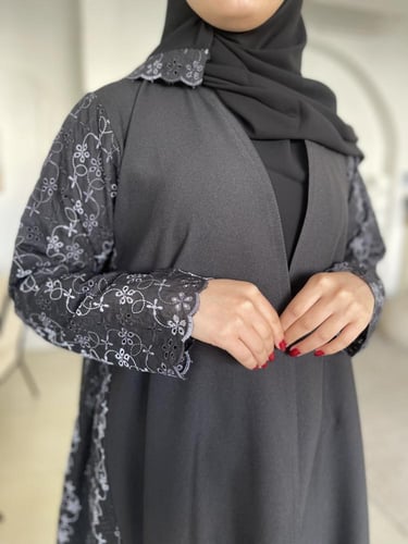 نص كلوش مع راكة ( أسود ورمادي)