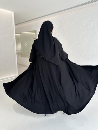 كلوش مع كسرتين جانبية