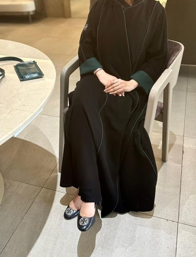 كلوش مزينه بقيطان اخضر