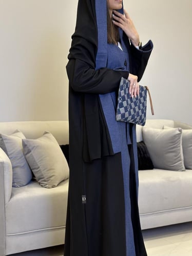 جوخ نص كلوش مع جينز من الأمام