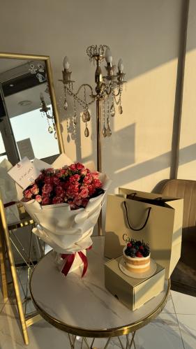 بوكية وكيك ورد