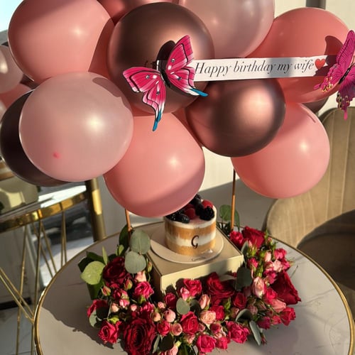 استاند الغيمة الورديه