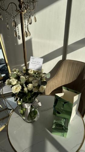 فازة ورد مع باتشي