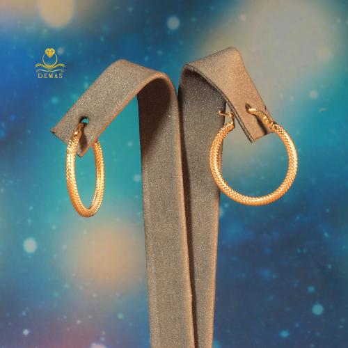 حلق دائري تصميم مميز ذهب صافي عيار 18