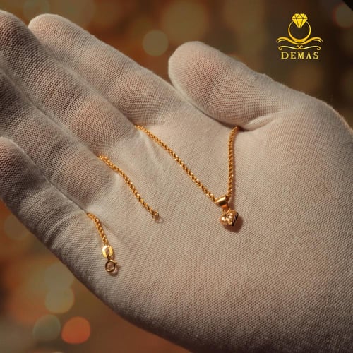 قلادة ذهب تصميم قلب عيار 18