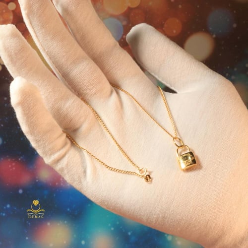 قلادة قفل تيفاني ذهب صافي عيار 18