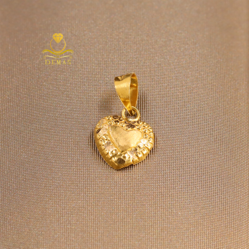 تعليقة قلب عيار 18