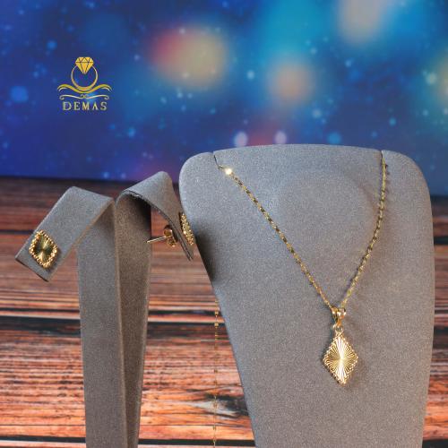 نصف طقم معين ناعم ذهب عيار 18