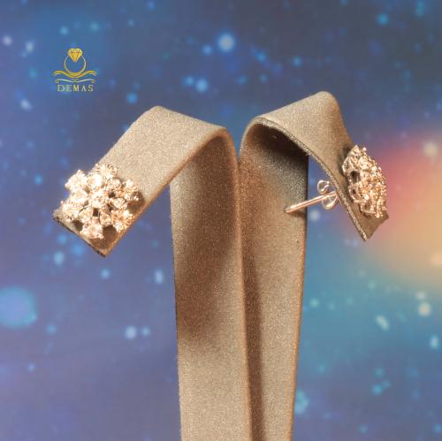 حلق ألماس أصلي ذهب ابيض عيار 18