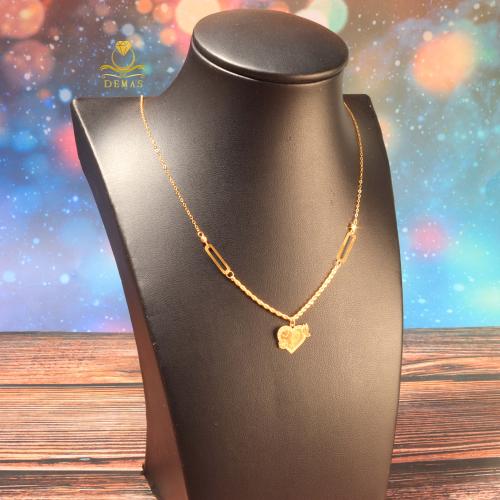 قلادة ذهب بتصميم قلب عيار 21