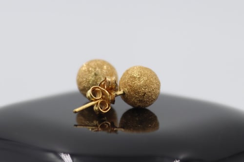 حلق كروي عيار 18