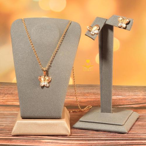 نصف طقم ذهب تصميم فراشة 3 الوان عيار 18