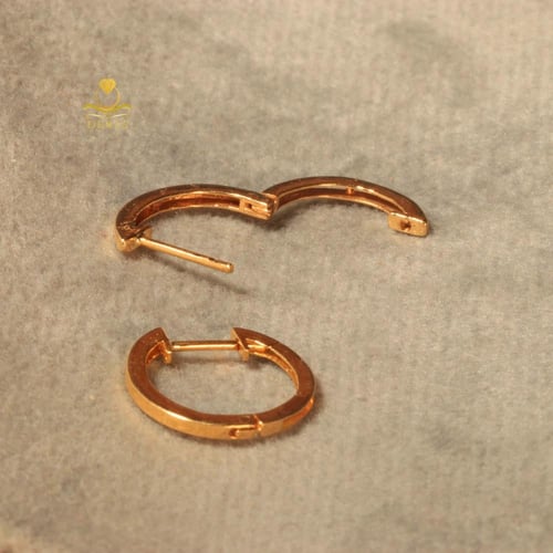 حلق دائري كليب ناعم ذهب صافي عيار 18