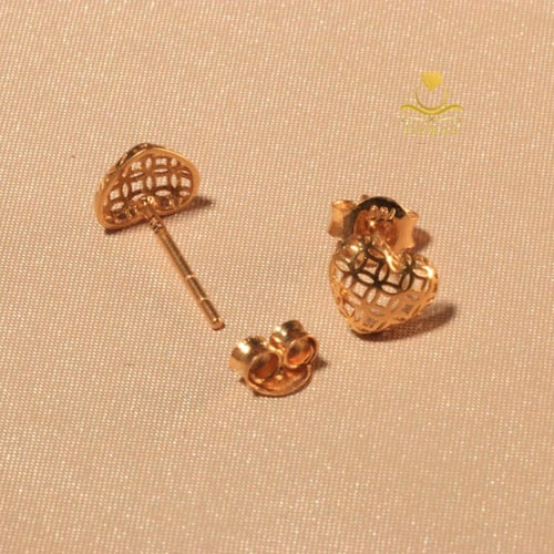 حلق ذهب موني كاتشر عيار 18