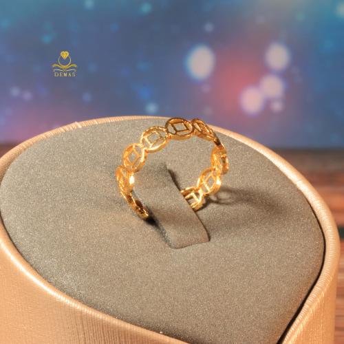 دبلة ذهب صافي موني كاتشر عيار 18