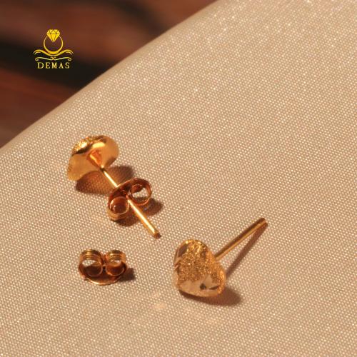 حلق ذهب صغير عيار 18 – قلب ناعم لامع