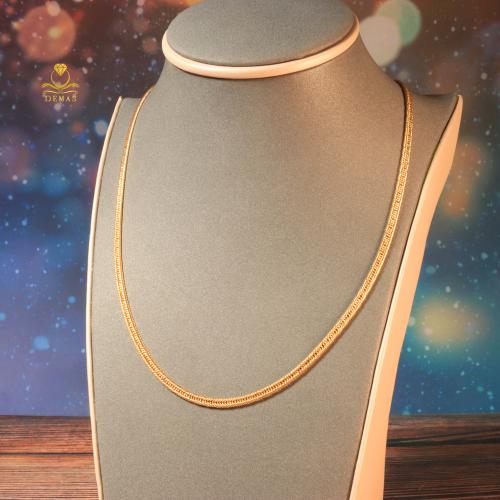 سلسلة تصميم ياباني ذهب صافي عيار 18