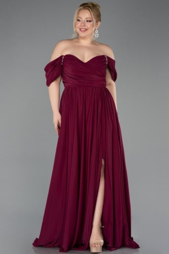 فستان سهرة أنيق بقصة رقبة قارب