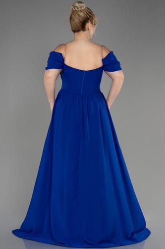 فستان سهرة أنيق بقصة رقبة قارب