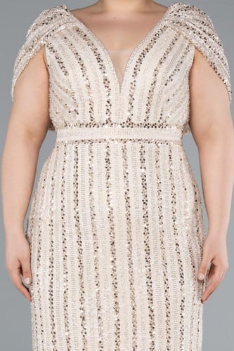 فستان سهرة دانتيل مطرز بالخرز