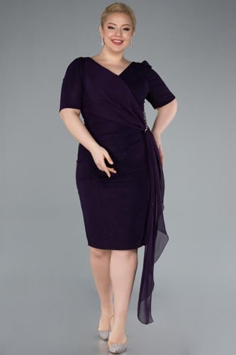 فستان سهرة ميدي ناعم بأكمام قصيرة