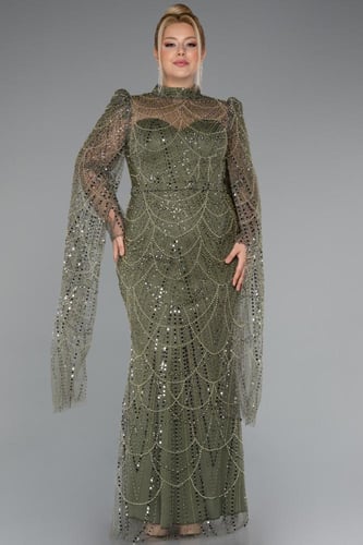 فستان سهرة فخم مطرز بالخرز