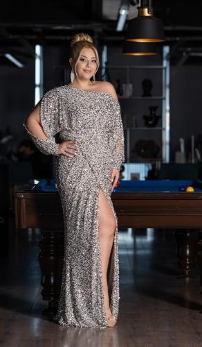 فستان سهرة أنيق بتصميم مريح