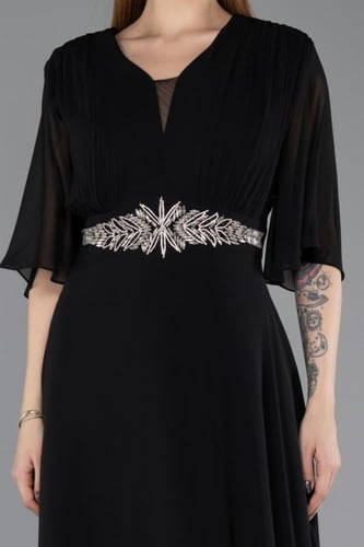 فستان سهرة يتطريز خصر أنيق