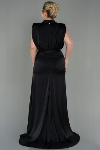 فستان سهرة ناعم بلا أكمام