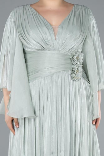 فستان سهرة بتصميم خصر ناعم