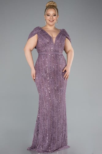 فستان سهرة دانتيل مطرز بالخرز