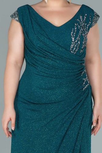 فستان سهرة طويل بأكمام قصيرة