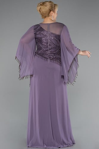 فستان سهرة جميل بأكمام واسعة