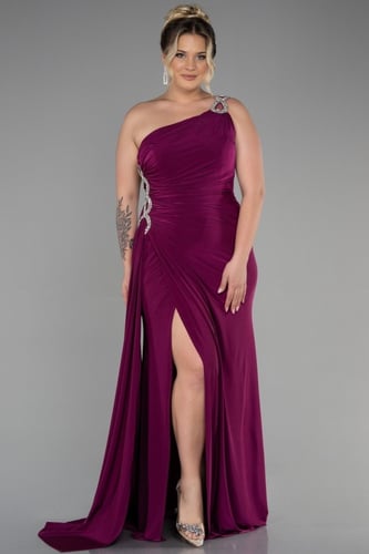 فستان سهرة طويل بكتف واحد