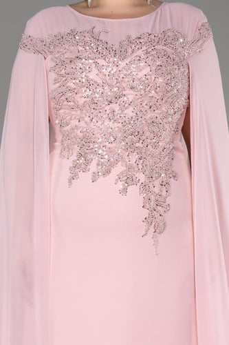 فستان سهرة بأكمام شيفون