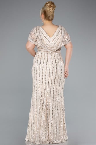 فستان سهرة دانتيل مطرز بالخرز