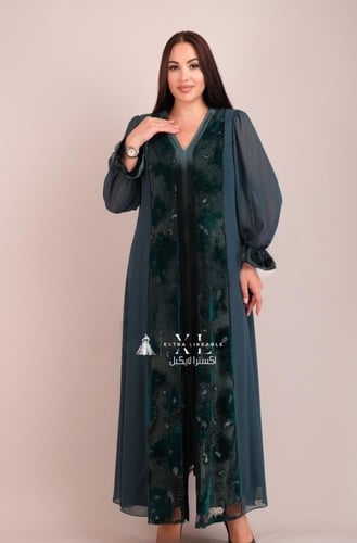 فستان طويل ناعم بأكمام شفافة