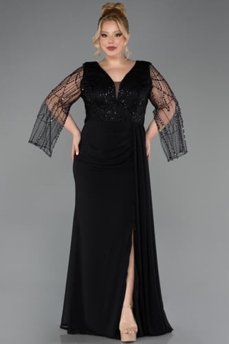 فستان سهرة بأكمام طويلة شفافة