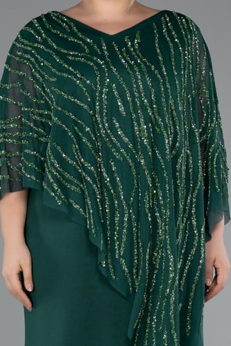 فستان سهرة ساتر بتطريز راقي