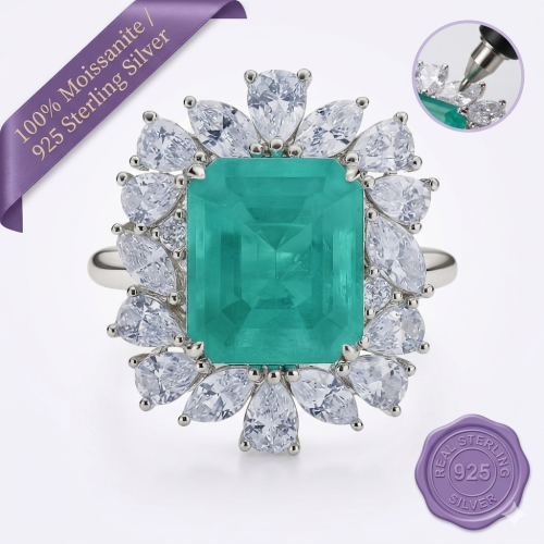Emerald Grace Ring