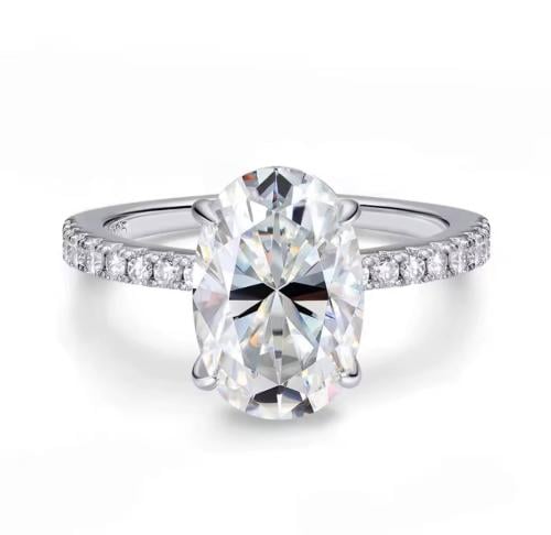 Oval Spark Halo Ring