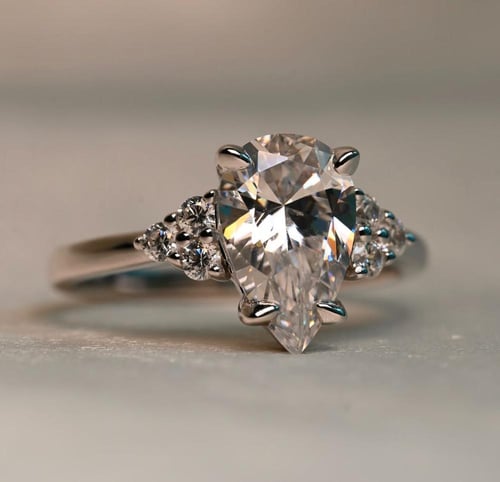 PEAR CUT RING