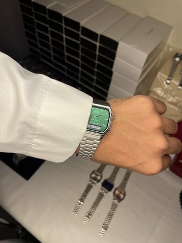 طقم ساعة كاسيو (اخصر ) دبل تايم وقلم كارتير