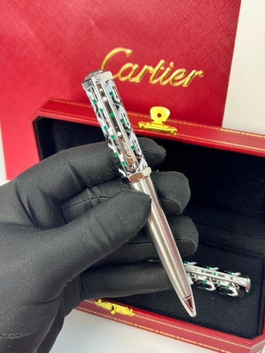 قلم حبر سانتوس دومو دو كارتيه" الجديد